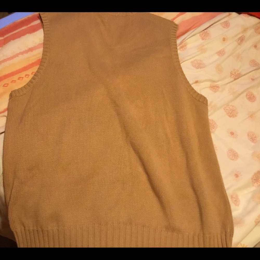 Brown polo vest